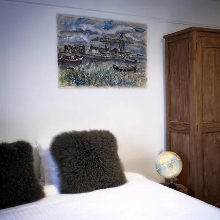 Cozy Pijp Apartment Amsterdam-3